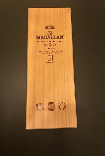 Macallan estate whisky - estate, box