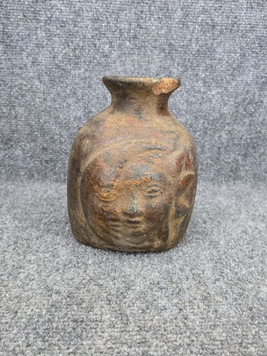 Vaso arte argilla faccia sole