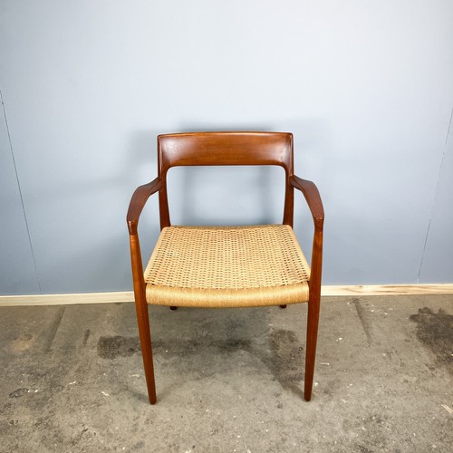 Poltrona danese con - , braccioli