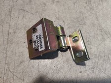 Cerniera superiore porta
