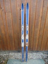 BELLISSIMI VECCHI SCI DA NEVE