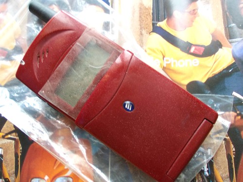 Cellulare ericsson t18 rosso - cellulare,