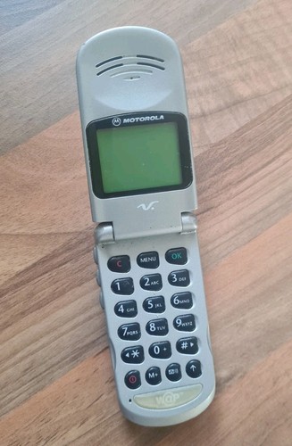 Motorola v50 retro mobile - retro,