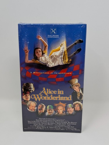 Hallmark alice wonderland - alice, in
