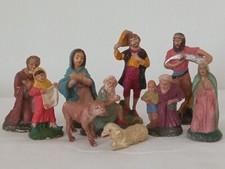 Lotto di n° 10 statuine del presepe in gesso prima metà '900