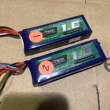 2 Turnigy nano-tech 1800 3s