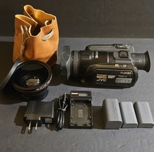 JVC Everio GZ-HD7U 3CCD 60GB