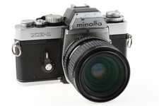 MINOLTA XE-1 con zoom MD 35-70