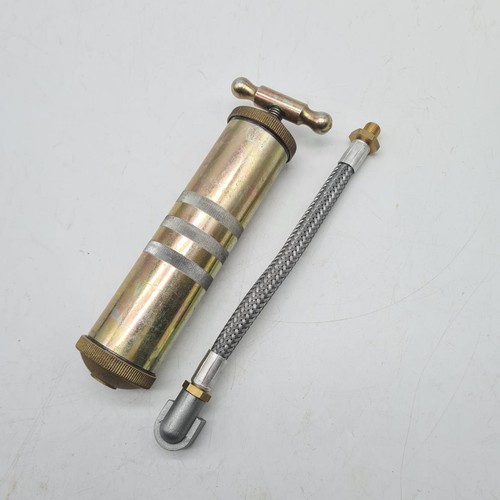 Grease gun adaptable - , ferrari