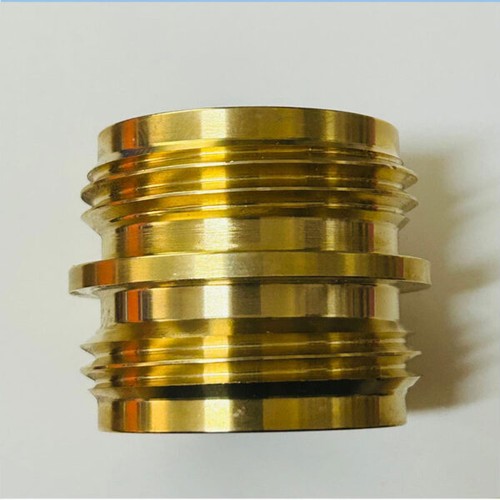 Riduzione nipples maschio - nipples, uni