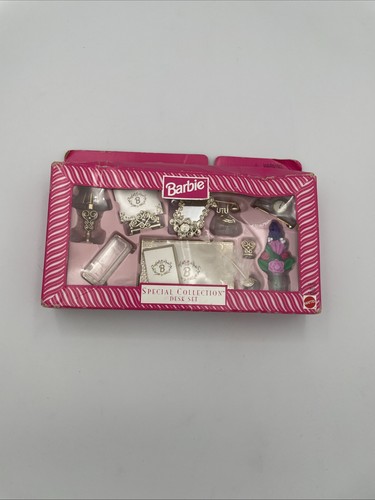 Una bambola barbie - bambola,