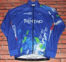 TRENITNO MANTELLINA MAGLIA