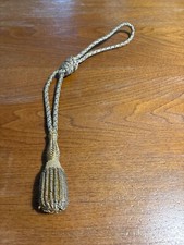 Brocade Tassel Gold Perscabola