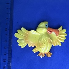 TUCANO UCCELLO GIALLO CALAMITA