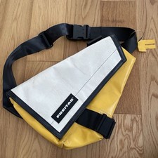 FREITAG F731 Borsa a tracolla Cavaliere Edizione F-CUT con portachiavi