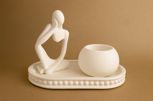 Statuina minimalista bianca