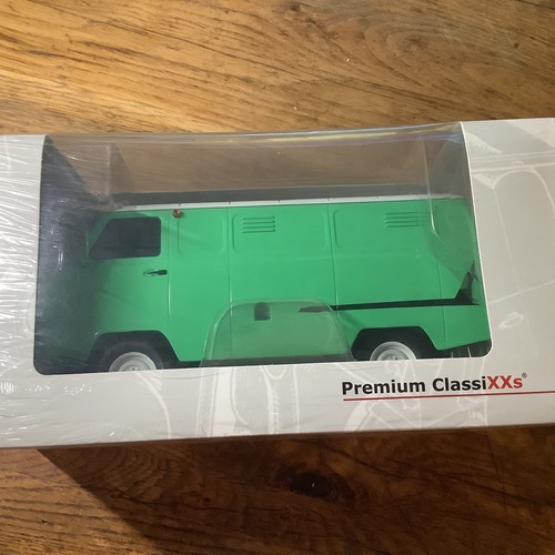 Premium classixxs uaz - 1:18, 452