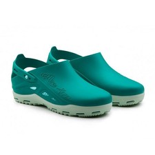 Zoccoli da lavoro, sanitari