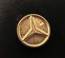 Pin's LAPEL PIN SPILLA CAR