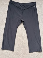 Nike dri fit grigio etichetta