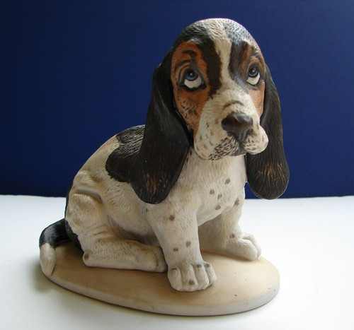 Statuina cucciolo cane basset