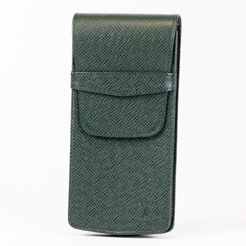 Louis vuitton taiga custodia - louis,