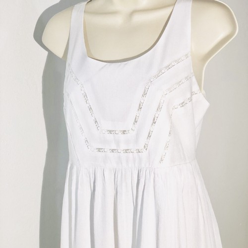 Vestito bianco foderato