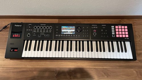 Tastiera workstation musicale