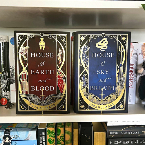 Sarah maas crescent city - sarah,