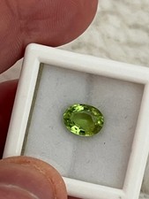 Peridoto verde 1,45 ct San Carlos Gila Co. Arizona. SUPER STONE