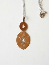 Collana con ciondolo da donna