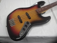 FENDER JAPAN basso senza tasti JB62-77FL