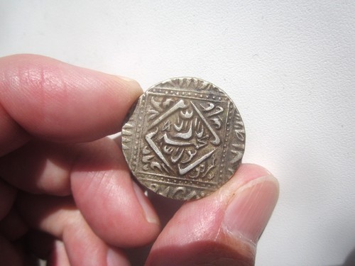 India mughals akbar - india, one