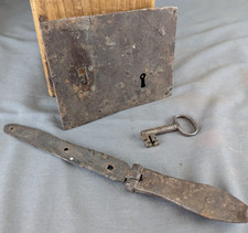 Cassapanca antica in ferro forgiato completa bella serratura e chiave baule in legno funzionante