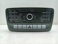 MERCEDES CLASSE GLA STEREO