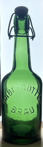 Vecchia bottiglia birra in - vecchia,