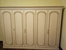 Armadio a 5 ante laccato stile