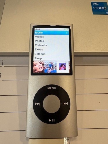 Apple ipod nano 4gb - ipod, silver