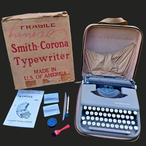 Macchina scrivere portatile - macchina, da