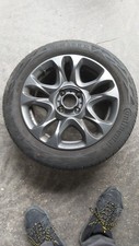 cerchio in lega FIAT 500 con gomma 185/55 R15