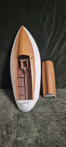 Scafo barca legno - in,