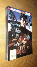NICK FURY CONTRO SHIELD