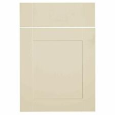 Shaker crema opaco armadio