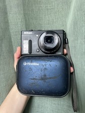 Nikon Coolpix P330 –