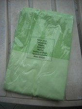 tovaglia  in tessuto  adattabile anche a tappeto da tavolo