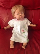 NINES D'ONIL 47cm Bambola Profumata 