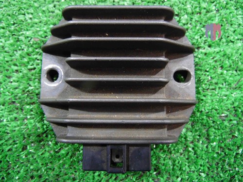 Regolatore tensione piaggio - di,