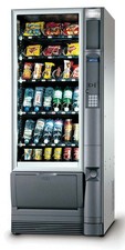DISTRIBUTORE AUTOMATICO SNACK