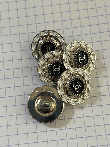 Boutons chanel vintage - 5,