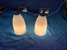 N.2 Applique anni 70 in vetro satinato e ottone cromato,